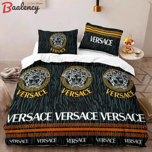 Versace hot luxury brand logo high-end bedding sets lv, bedroom decor , thanksgiving decorations for home best luxury bed sets gift thankgivings and christmas Bedding Sets