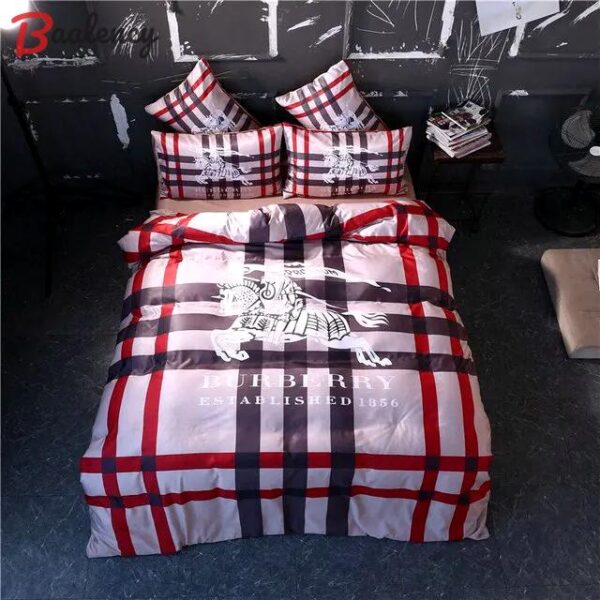 Burberry hot bedding luxury bedding sets quilt sets duvet cover luxury brand bedroom sets bedding best luxury bed sets gift thankgivings and christmas Bedding Sets