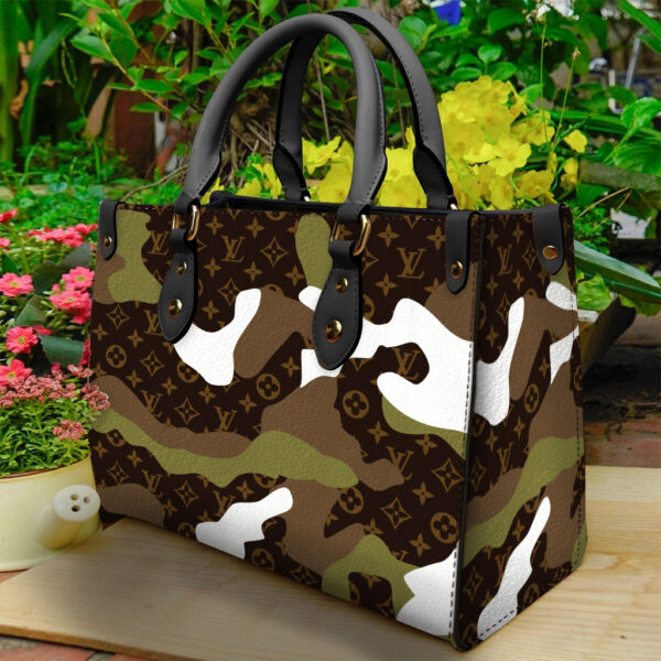 Louis Vuitton Women's Leather Handbag- WinGear.shop-LVHB_085
