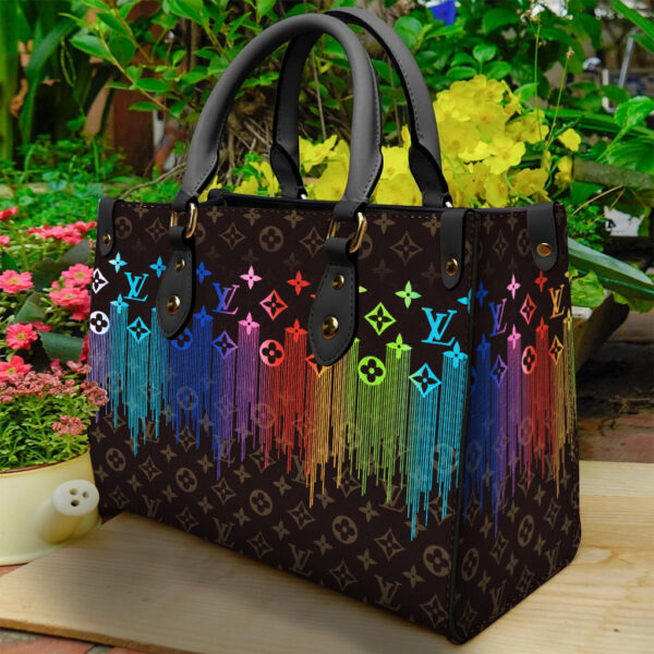 Louis Vuitton Women's Leather Handbag- WinGear.shop-LVHB_090