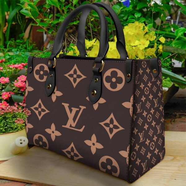 Louis Vuitton Women's Leather Handbag- WinGear.shop-LVHB_015