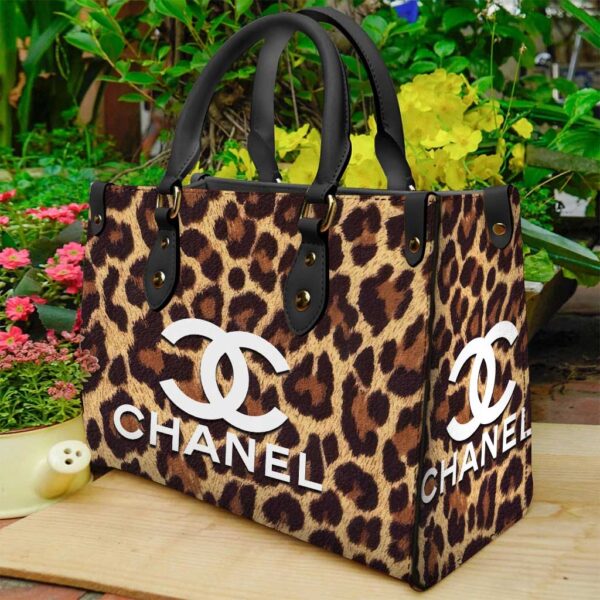 Chanel Women's Leather Handbag -WinGear.shop-CNHB_016