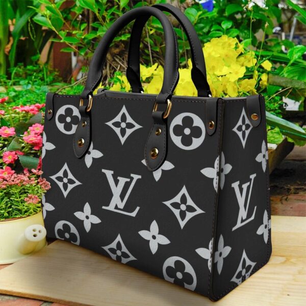 Louis Vuitton Women's Leather Handbag- WinGear.shop-LVHB_067