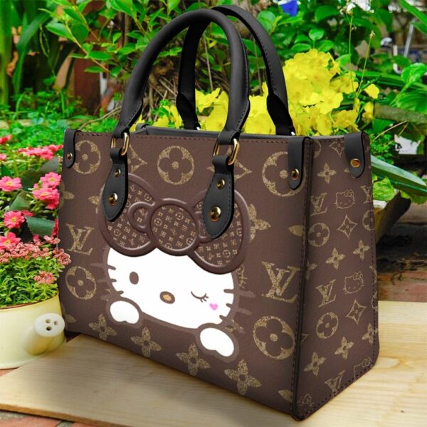 Louis Vuitton Women's Leather Handbag- WinGear.shop-LVHB_076
