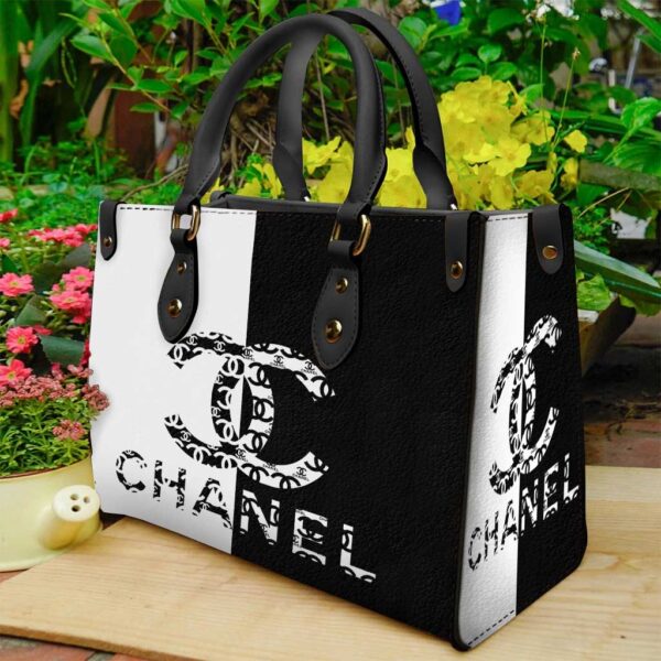 Chanel Women's Leather Handbag -WinGear.shop-CNHB_036