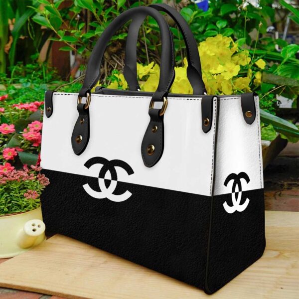 Chanel Women's Leather Handbag -WinGear.shop-CNHB_021