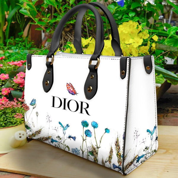 Dior Women's Leather Handbag - WinGear.shop-DOHB_032