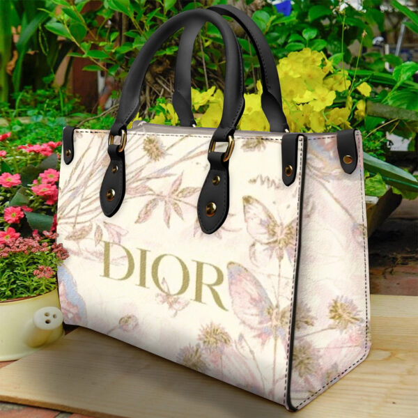 Dior Women's Leather Handbag - WinGear.shop-DOHB_030