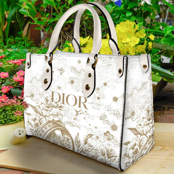 Dior Women's Leather Handbag - WinGear.shop-DOHB_011