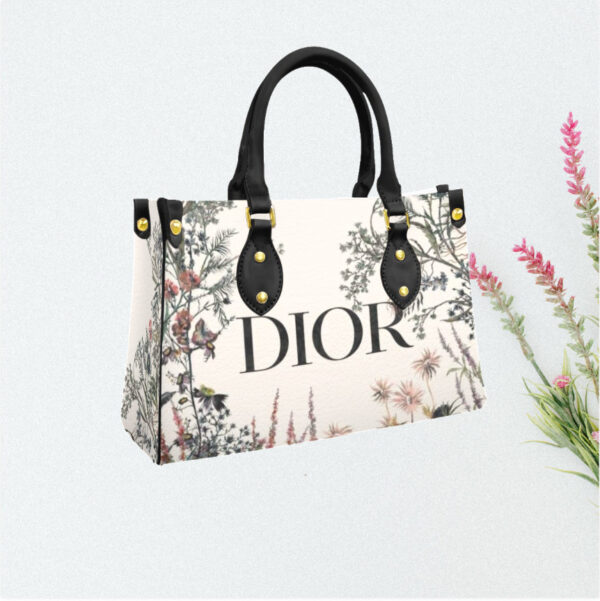 Dior Women's Leather Handbag - WinGear.shop-DOHB_067
