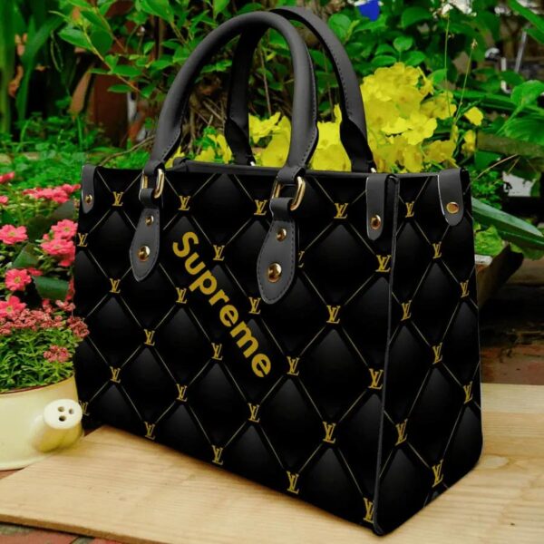 Limited edition supreme leather handbag purse luxury