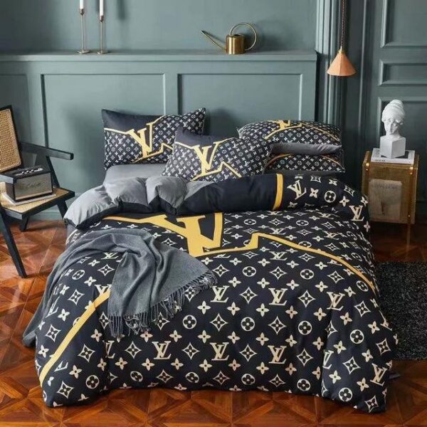 Louis vuitton hot luxury brand bedding sets bedspread duvet cover set, bedroom decor , thanksgiving decorations for home Bedding Sets