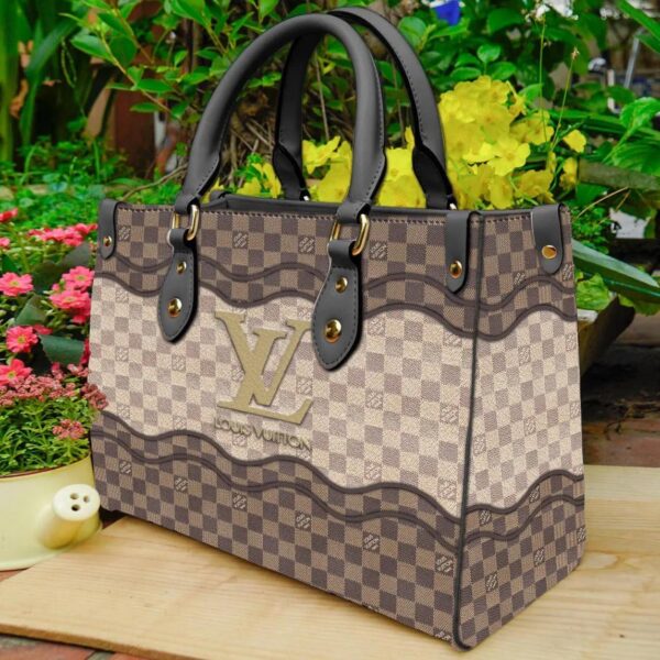 Louis vuitton monogram luxury brand fashion women small handbag purse for beauty